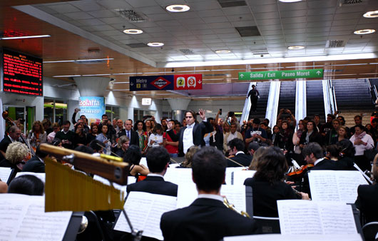 La Film Symphony Orchestra en el intercambiador de Moncloa