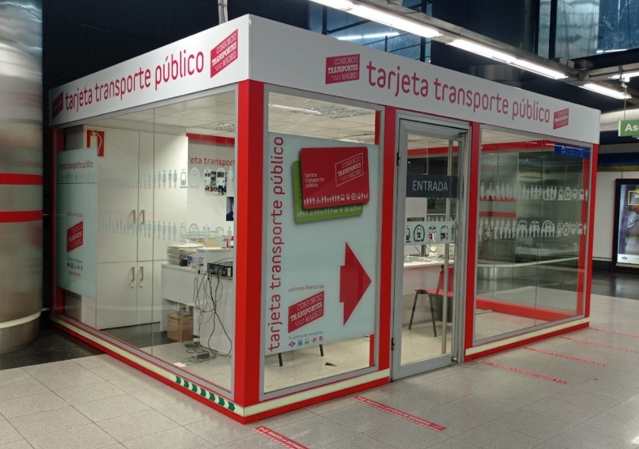 Imagen de una oficina de gestión del Consorcio Regional de Transportes de Madrid