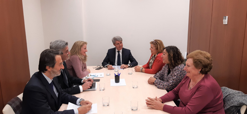 Angel Garrido se reune_con la alcaldesa de Colmenar del Arroyo