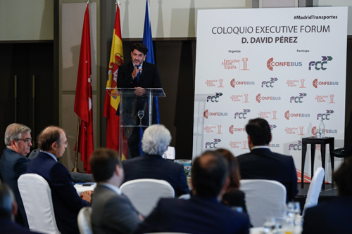 El consejero de Transportes e infraestructuras, David Pérez, en el coloquio organizado por el Executive Forum España