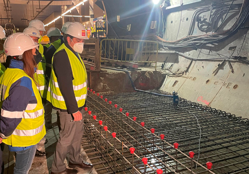 El consejero de Transportes e infraestructuras en el túnel de la línea 8 de Metro