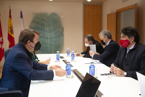 David Pérez en la reunión con el alcalde de Tres Cantos