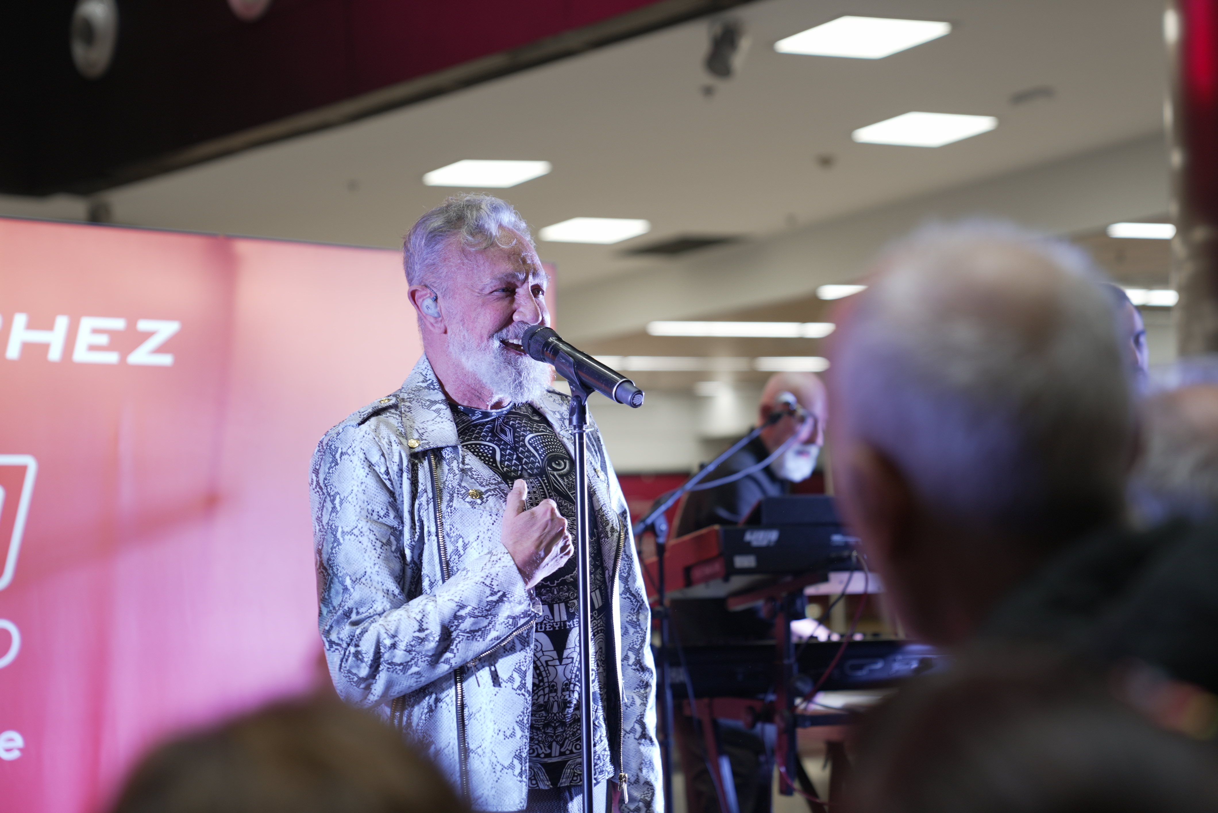 Rafa Sánchez durante el concierto conmemorativo del 40 aniversario del CRTM
